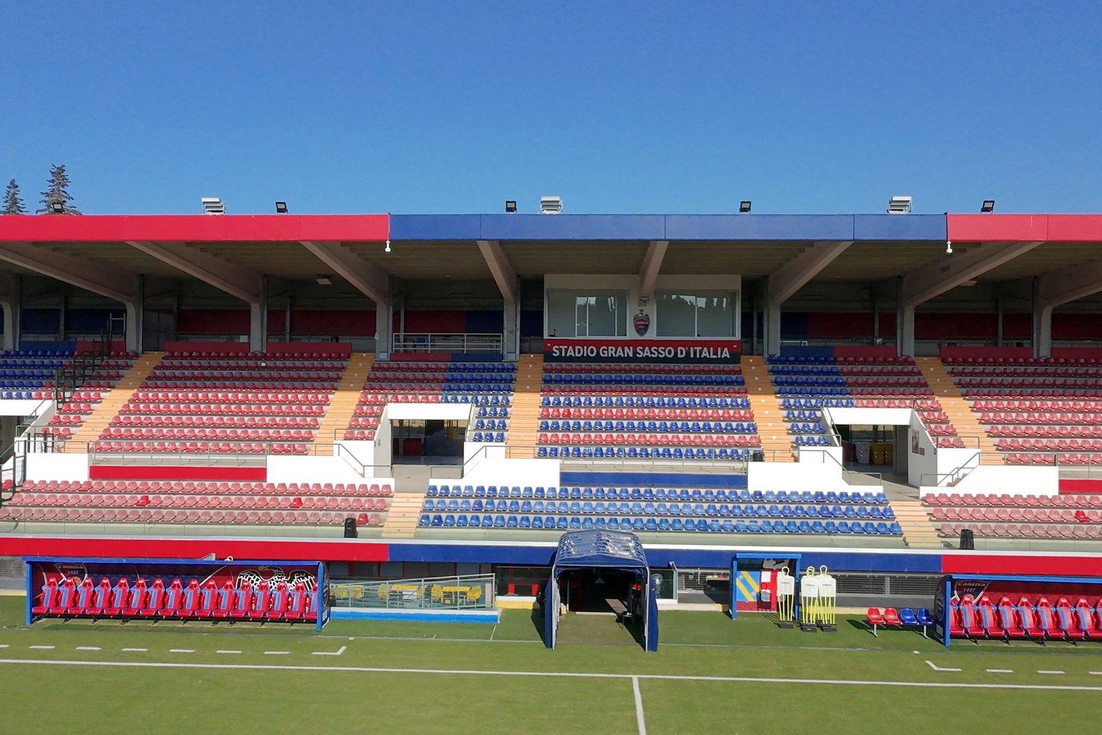 Impianti sportivi, settore dei prefabbricati Vibrocementi